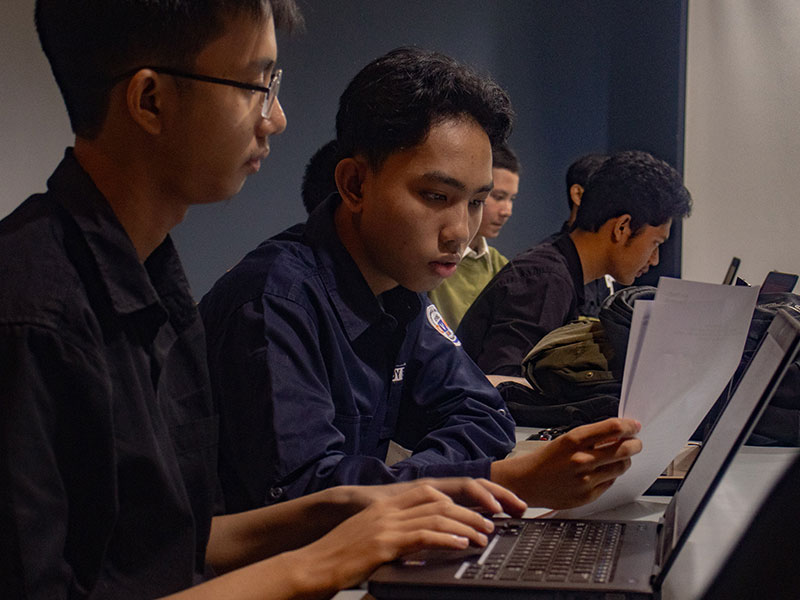 Junior Talent Trainee and Incubation Program